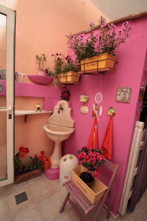 La Posadina House A Cagliari Locazioni Turistiche Brevi Bed & Breakfast エクステリア 写真